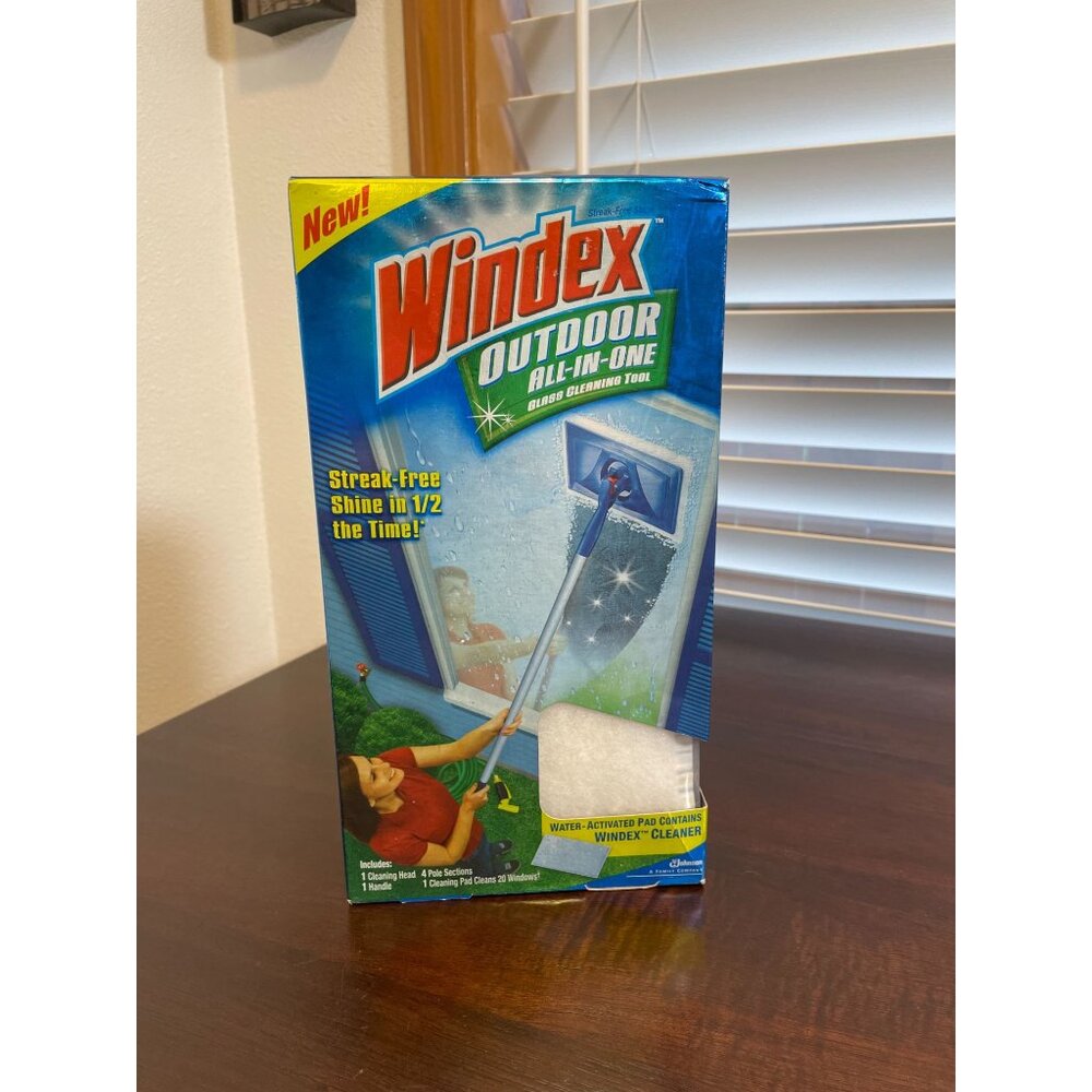 Windex Outdoor All In One Glass Cleaning tool - Picture 2 of 5